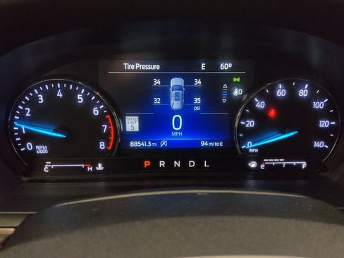 Used 2022 Ford Explorer Limited w/ Equipment Group 301A AWD/4WD image 23