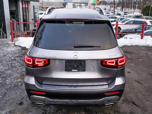 Used 2020 Mercedes-Benz GLB 250 4MATIC image 13
