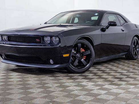 Used 2013 Dodge Challenger R/T Plus image 2