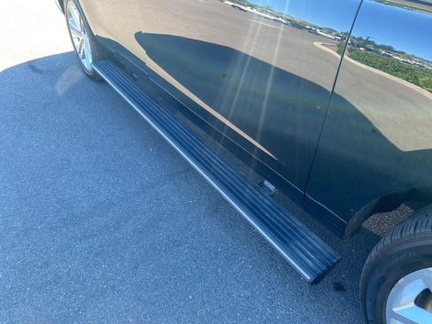 Used 2018 Ford Expedition Max Limited w/ Equipment Group 302A AWD/4WD image 9