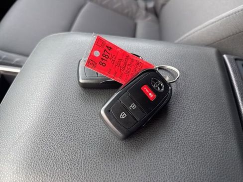 New 2025 Toyota Tacoma SR5 image 27