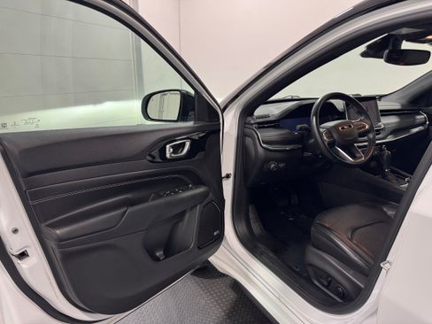 Used 2022 Jeep Compass High Altitude image 3