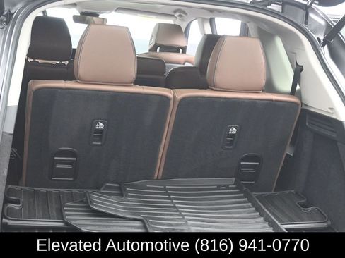 Used 2023 Acura MDX SH-AWD w/ Advance Package image 23
