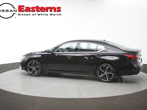 Used 2023 Nissan Altima 2.5 SR FWD image 60