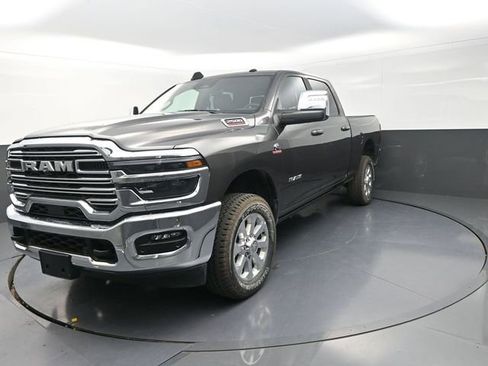 New 2026 RAM 2500 Laramie AWD/4WD image 6