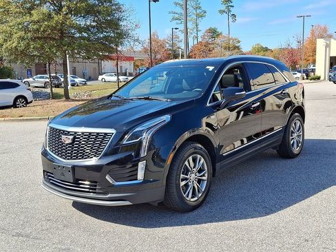 Used 2022 Cadillac XT5 Premium Luxury image 3