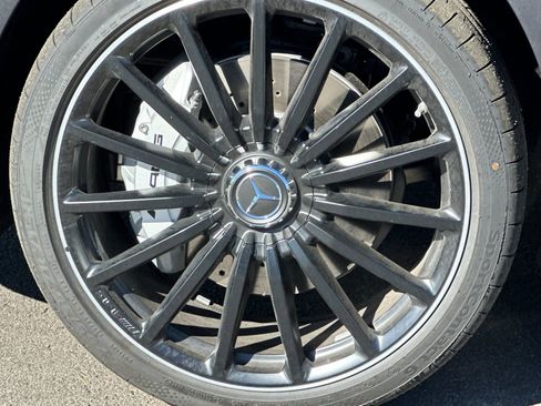 New 2026 Mercedes-Benz GLB 35 AMG 4MATIC image 32