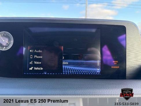 Used 2021 Lexus ES 250 w/ Premium Package image 23