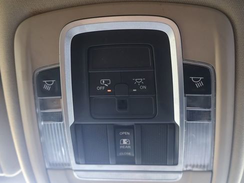 Used 2020 RAM 2500 Laramie image 19