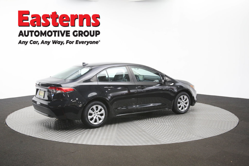 Used 2021 Toyota Corolla LE w/ Carpet Mat Package (TMS) FWD image 45