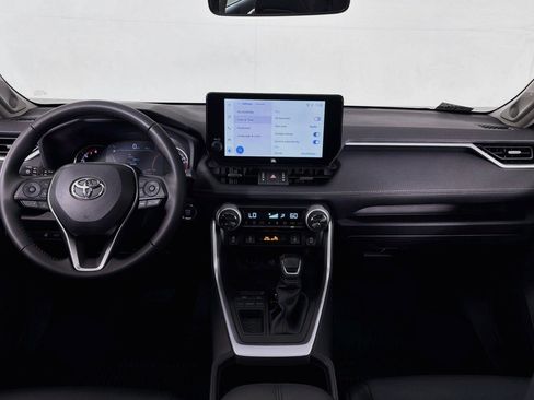 Used 2025 Toyota RAV4 XLE Premium w/ Weather Package FWD image 5