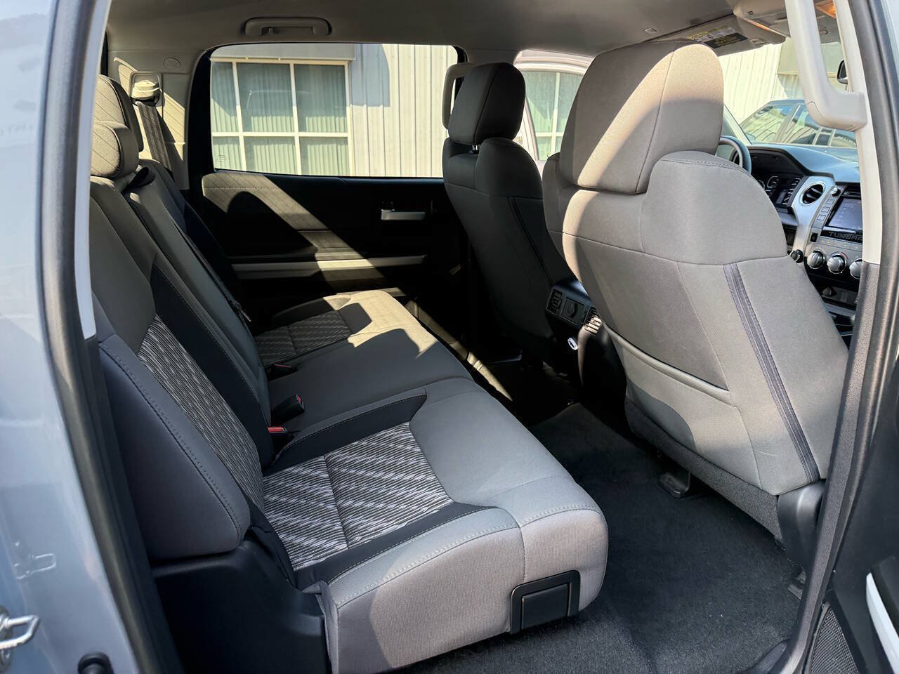 Used 2019 Toyota Tundra SR5 w/ SR5 Upgrade Package AWD/4WD image 24
