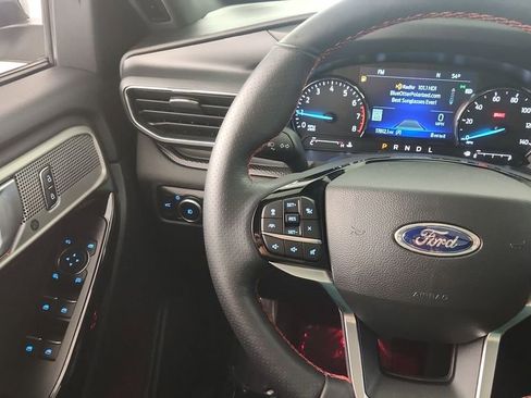 Used 2023 Ford Explorer ST-Line w/ Class IV Trailer Tow Package image 23