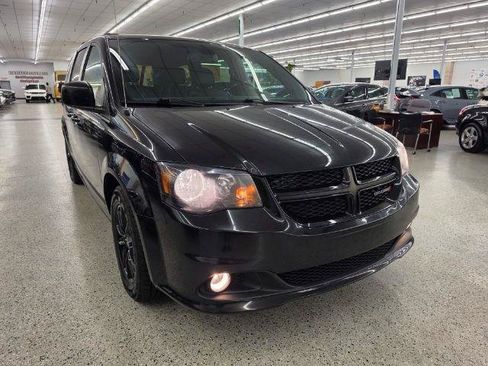 Used 2019 Dodge Grand Caravan GT FWD image 4