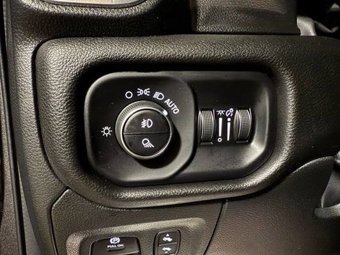 Used 2023 RAM 1500 Laramie AWD/4WD image 8