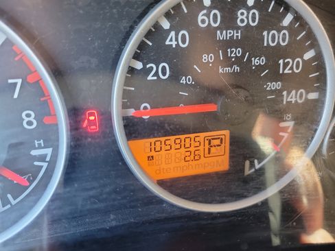 Used 2012 Nissan Pathfinder S image 29