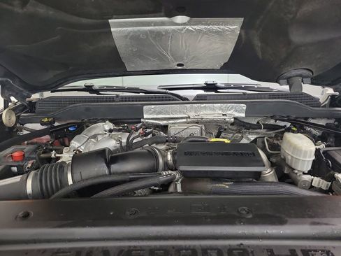 Used 2019 Chevrolet Silverado 2500 LTZ image 31