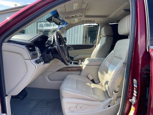 Used 2016 GMC Yukon XL Denali w/ Open Road Package AWD/4WD image 10