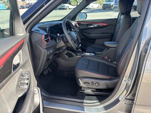 New 2026 Chevrolet TrailBlazer RS w/ Convenience Package image 2