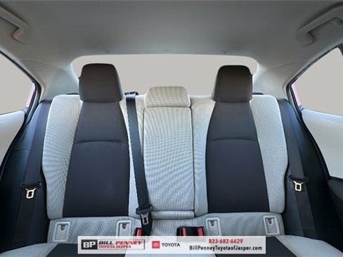 Used 2023 Toyota Corolla LE image 17