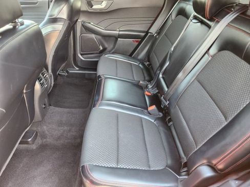 Used 2025 Ford Escape ST-Line AWD/4WD image 31