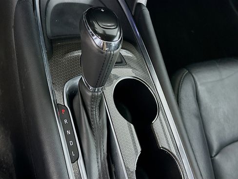 Used 2016 Chevrolet Malibu LT w/ Leather Package FWD image 24