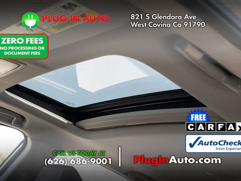 Used 2017 Honda CR-V Touring image 9