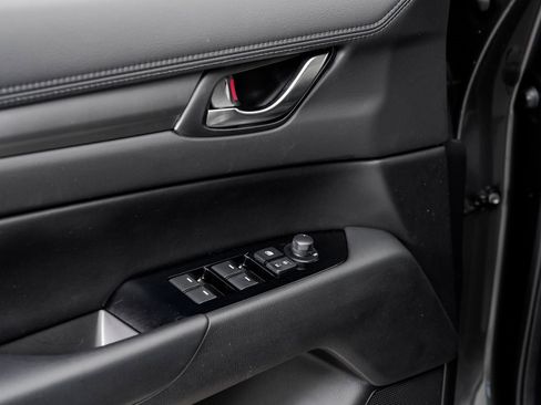 Used 2019 MAZDA CX-5 Touring image 7