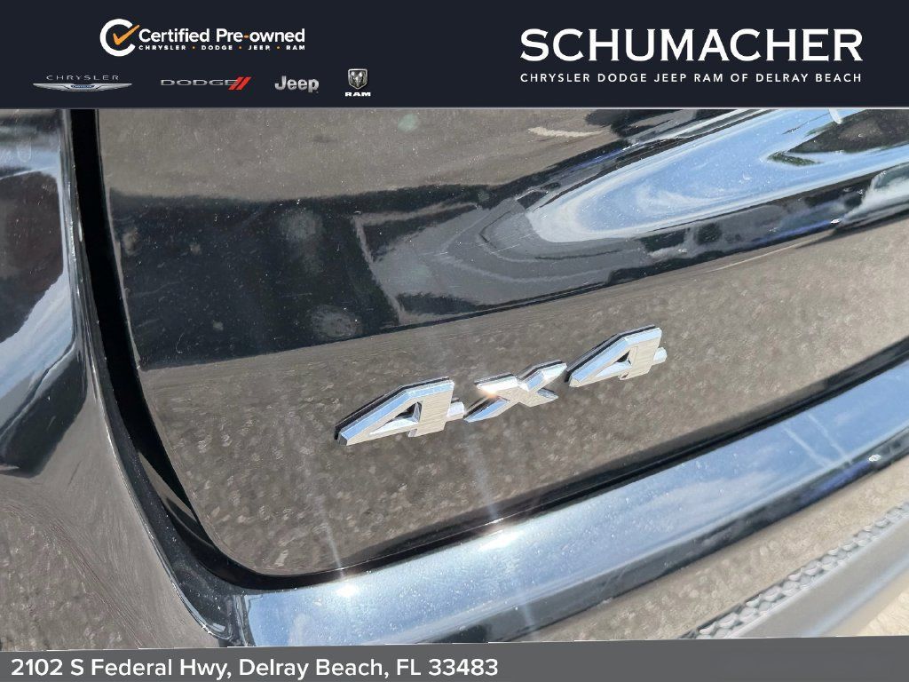 Certified 2024 Jeep Compass Latitude AWD/4WD image 15
