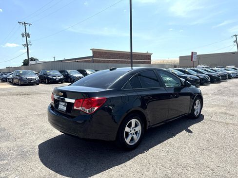Used 2016 Chevrolet Cruze LS image 6