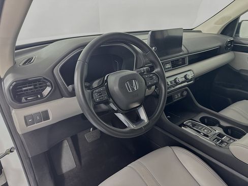 Certified 2023 Honda Pilot EX-L image 9