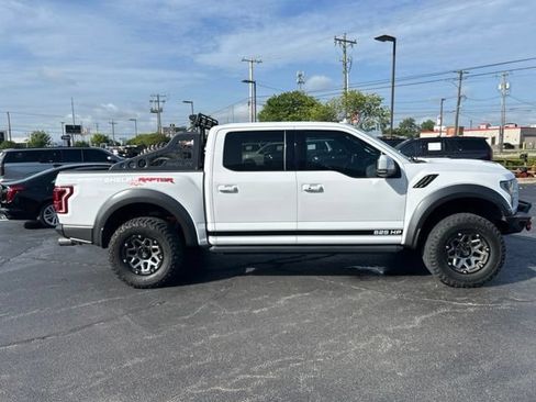 Used 2019 Ford F150 Raptor w/ Equipment Group 802A Luxury AWD/4WD image 6