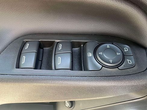 Used 2024 Chevrolet Equinox LT AWD/4WD image 17
