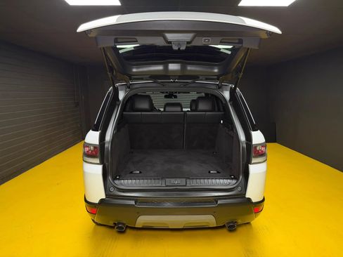 Used 2014 Land Rover Range Rover Sport SE AWD/4WD image 36