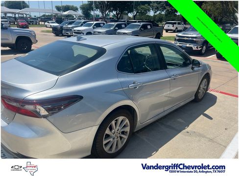 Used 2024 Toyota Camry LE FWD image 3
