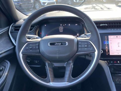 New 2026 Jeep Grand Cherokee Altitude AWD/4WD image 22