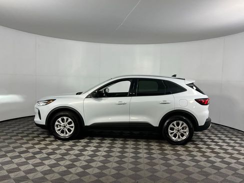 Used 2025 Ford Escape Active image 10