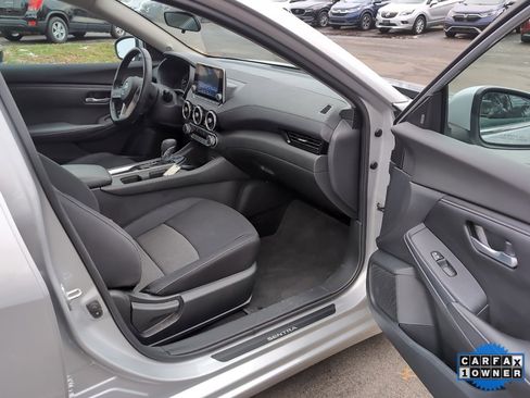 Used 2022 Nissan Sentra SV w/ Trunk Package image 6