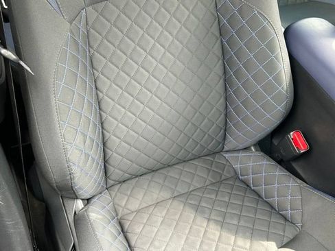 Used 2021 Toyota C-HR XLE FWD image 37