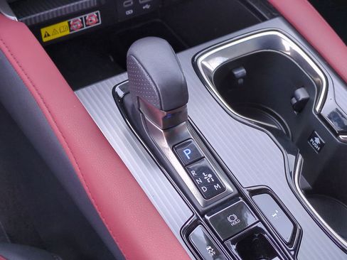 Used 2023 Lexus RX 500h F Sport image 27