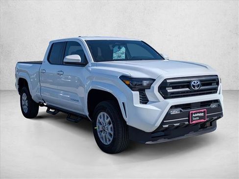 New 2025 Toyota Tacoma SR5 image 7