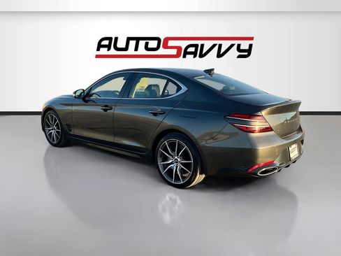 Used 2022 Genesis G70 3.3T RWD image 5