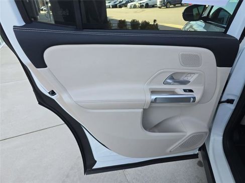 Certified 2025 Mercedes-Benz GLB 250 4MATIC image 16
