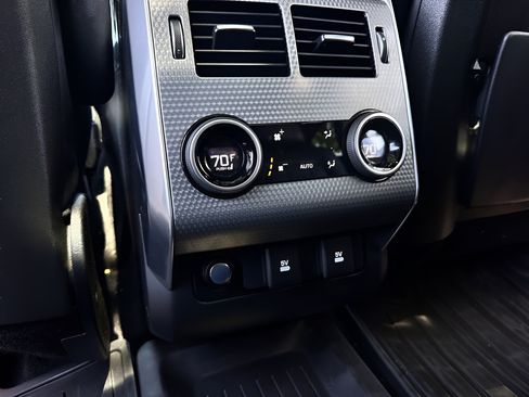 Used 2019 Land Rover Range Rover Sport HST AWD/4WD image 21