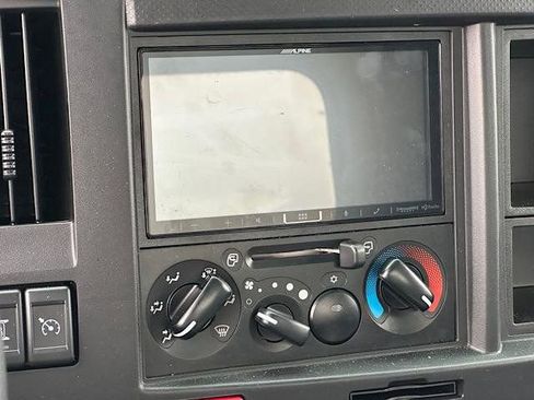 Used 2023 Chevrolet Low Cab Forward 5500XD image 19