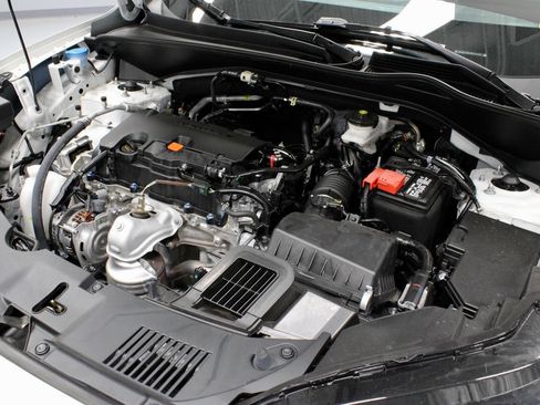 Used 2025 Honda HR-V Sport image 16