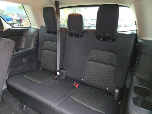 Used 2023 Nissan Pathfinder SV image 25