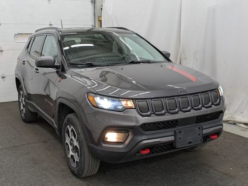 Used 2022 Jeep Compass Trailhawk image 23