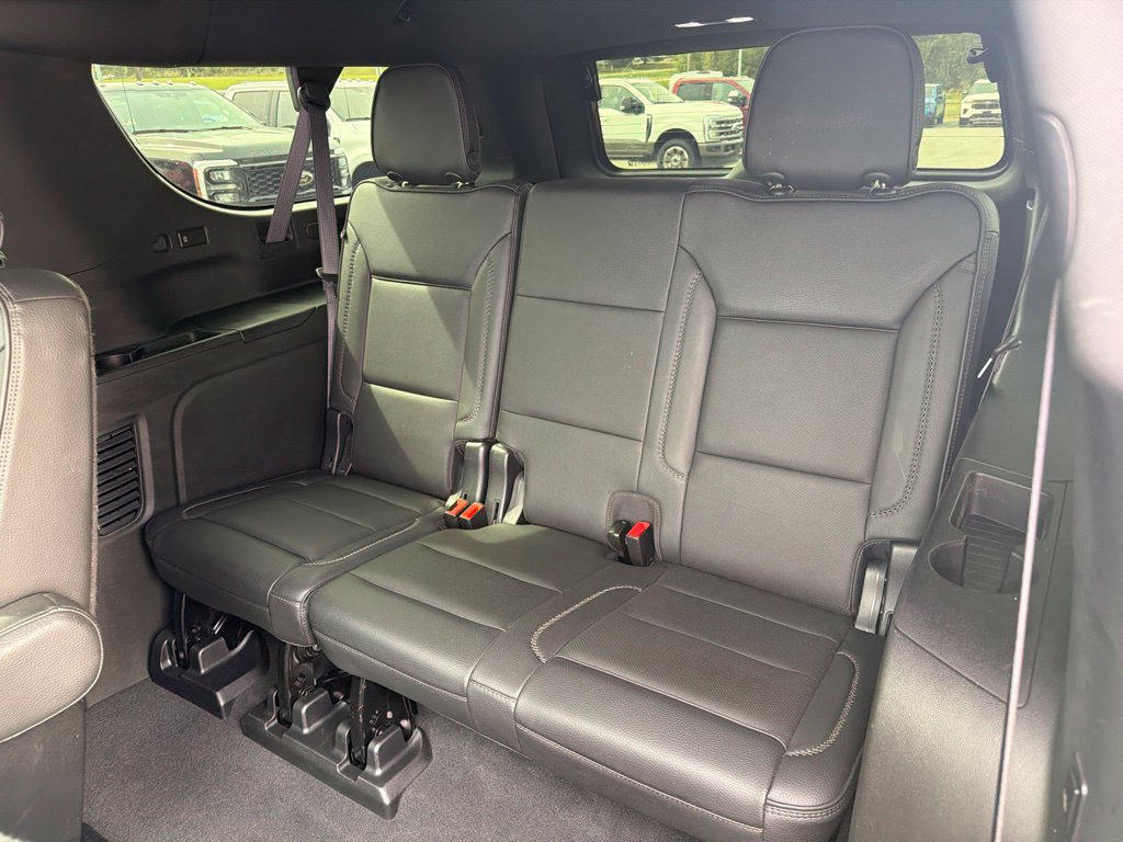 Used 2022 GMC Yukon XL Denali w/ Max Trailering Package AWD/4WD image 12