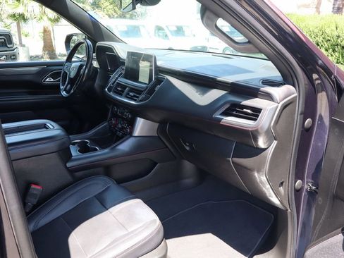 Used 2022 Chevrolet Tahoe RST w/ Luxury Package AWD/4WD image 47